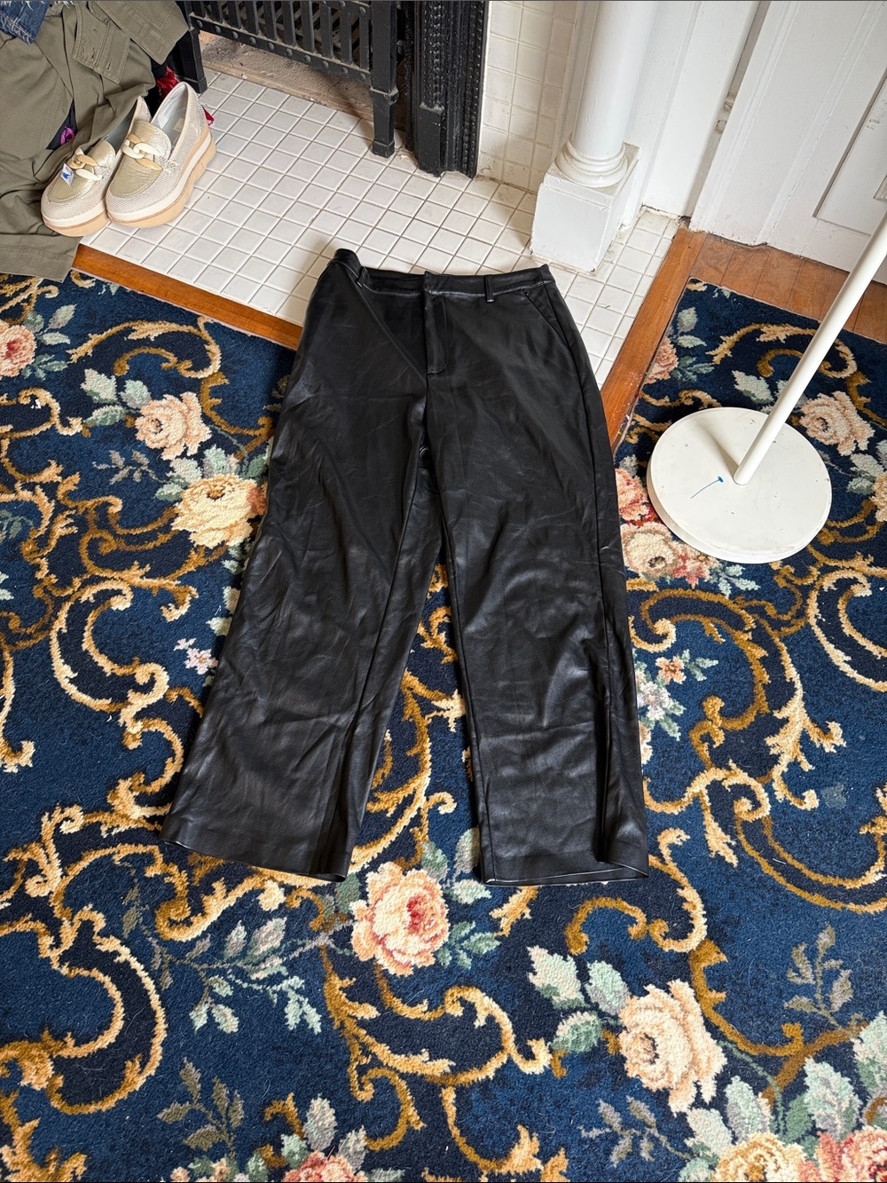 Good American Black vegan Leather Trousers- worn twice. 145 retail